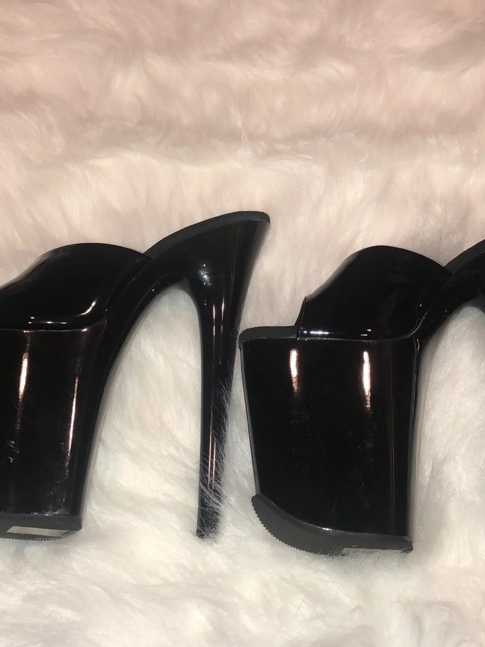 Pleaser original diva